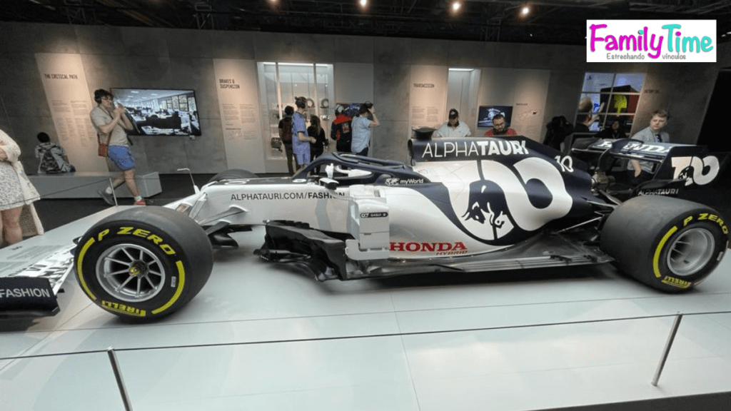 coches en fórmula 1, la exhibición