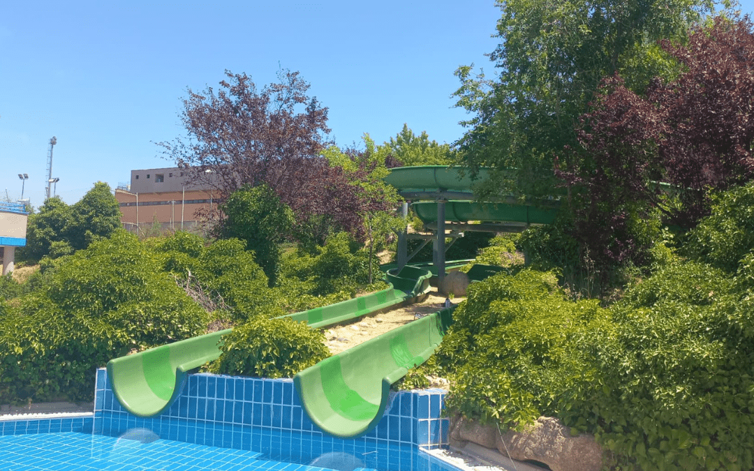 piscina de mejora del campo