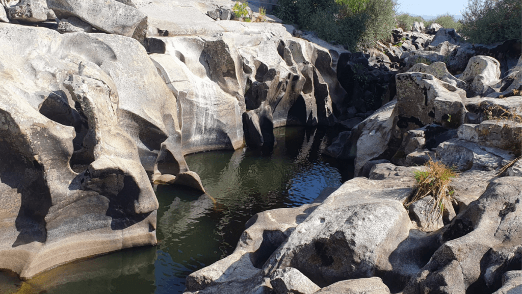 piscina natural cerca del río tormes