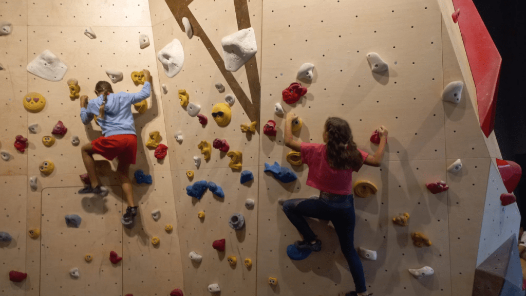 Sputnik Climbing legazpi