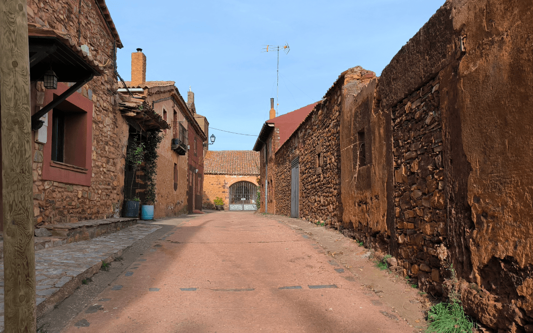 pueblos rojos de segovia